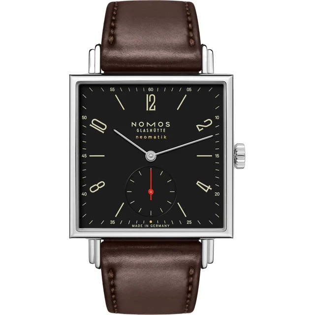 NOMOS Glashütte Tetra Neomatik Tiefblau 210000070772 kol saati