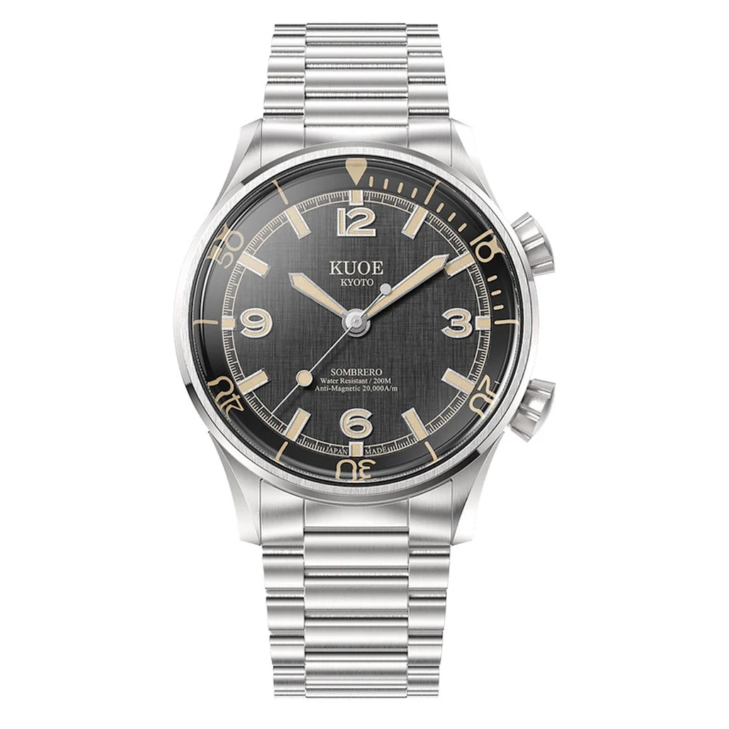 Kuoe Sombrero 90-011 Black Linen Textured Dial Watch #SM90011-BK-FLAT 45 mm kol saati