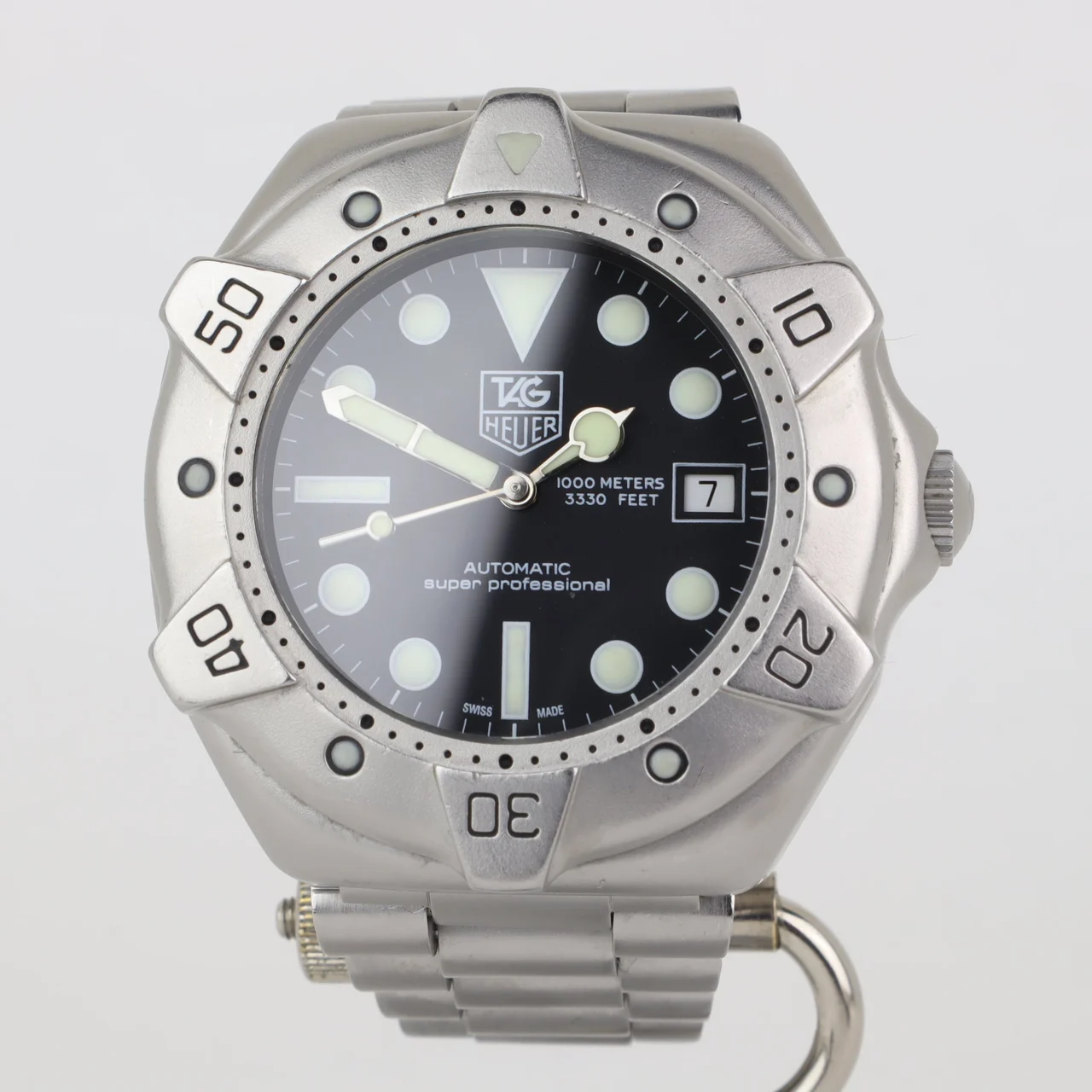 Tag Heuer Professional 26C006 41 mm kol saati