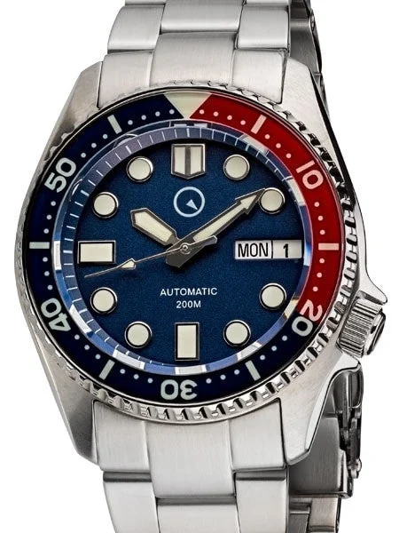 Islander Automatic Dive Watch with Solid-Link Bracelet, AR Sapphire Crystal, and Luminous