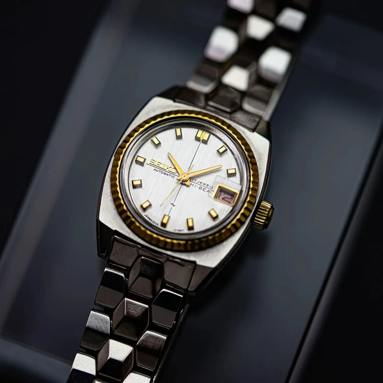 Seiko Hi-Beat, Ref. 2205-0260, Cal. 2205, Women’s Automatic Vintag 24 mm kol saati