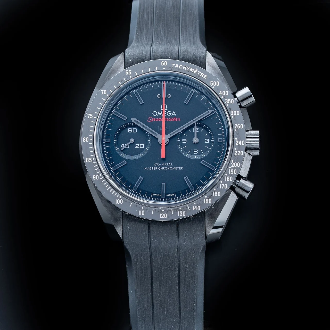OMEGA Speedmaster Dark Side Of The Moon 310.92.44.51.01.001 210009N36197 kol saati
