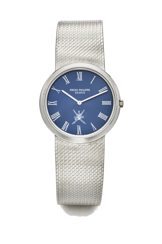 Patek Philippe PATEK PHILIPPE REF. 3601-1, “OMAN” OR “KHANJAR CREST” BLUE DIAL, INTEGRATED BRACELET; 18K WHITE GOLD kol saati