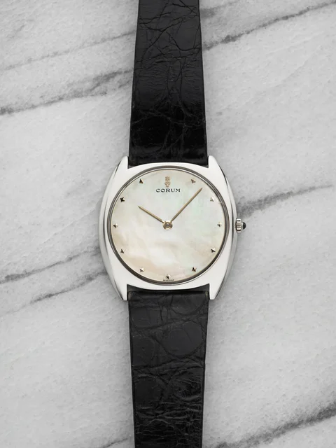 Corum Corum 10988 kol saati