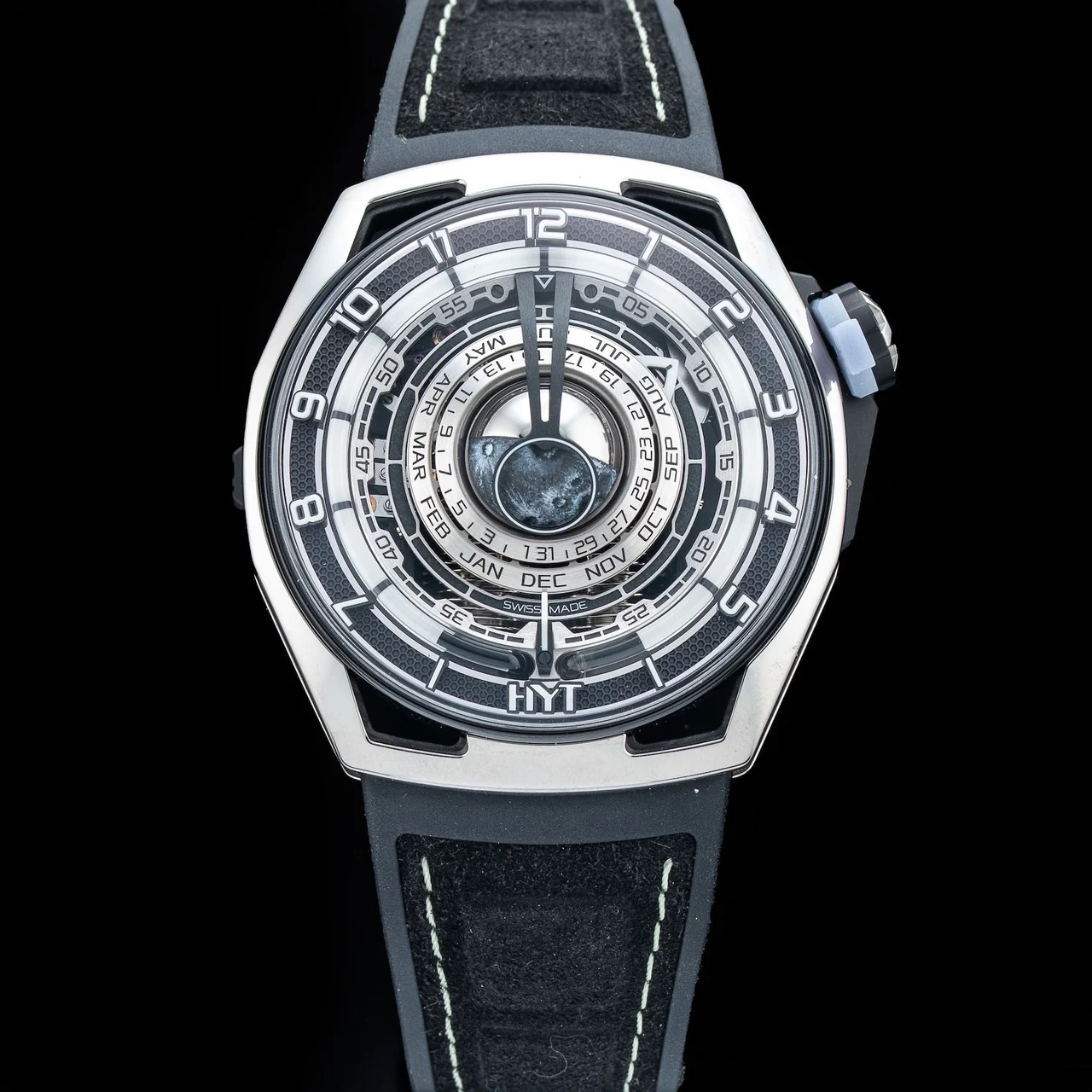 Hyt Moon Runner Grey Ghost Limited Edition NAP210009N8113 kol saati