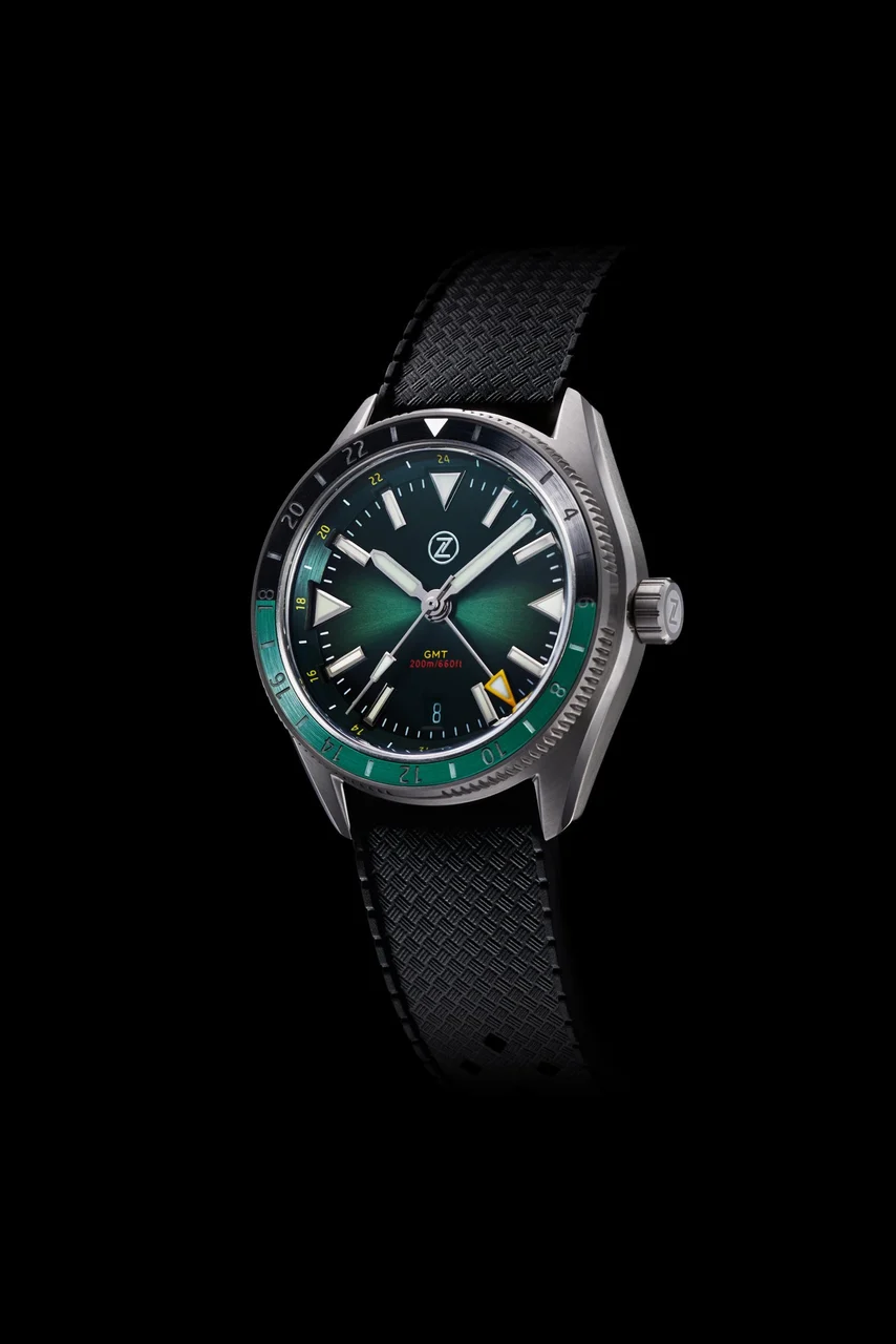 Zelos Horizons GMT 200m SS 'Hunter Green' 20 mm kol saati