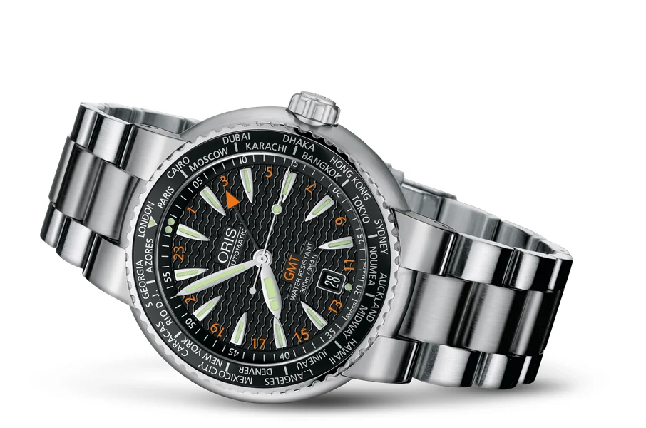 Oris Divers GMT, Date 01 668 7608 8454-07 8 24 01PEB 44 mm kol saati