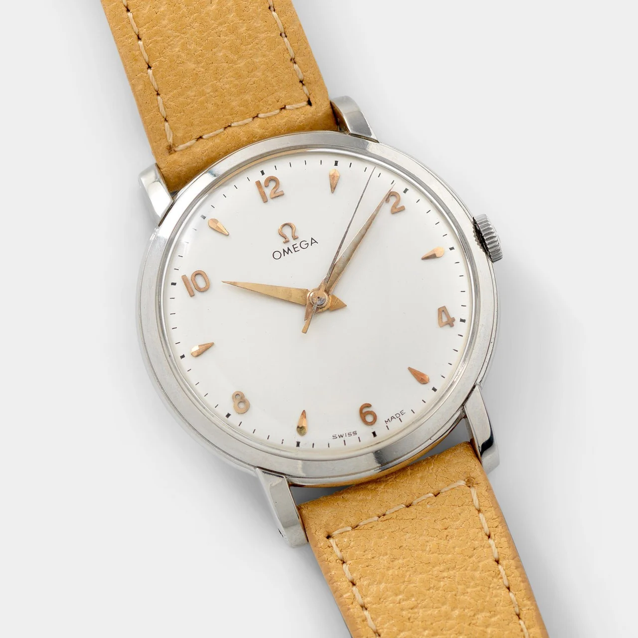 OMEGA Omega W-934 39 mm kol saati
