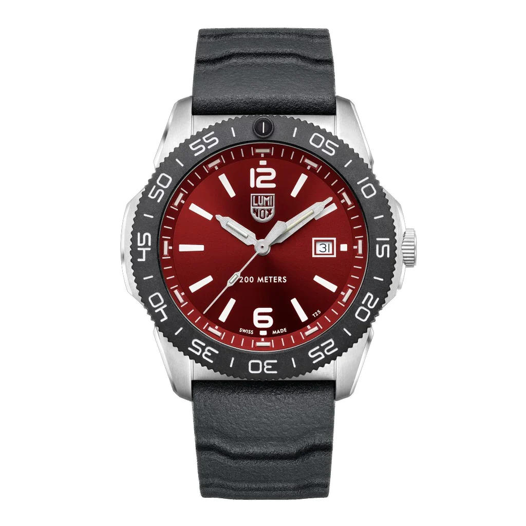 Luminox Pacific Diver LM3135 44 mm kol saati