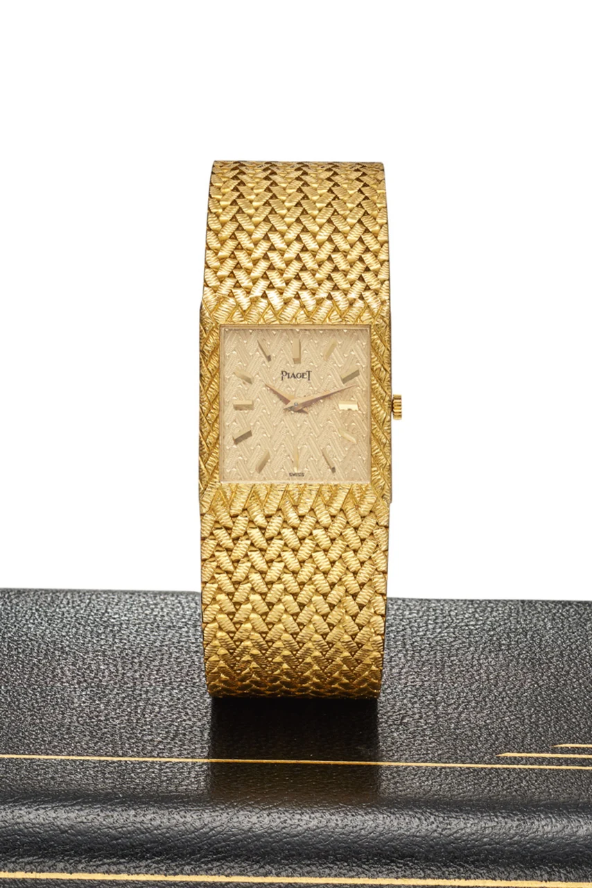 Piaget PIAGET REF. 9113, GOLD DIAL, INTEGRATED BRACELET; 18K YELLOW GOLD kol saati