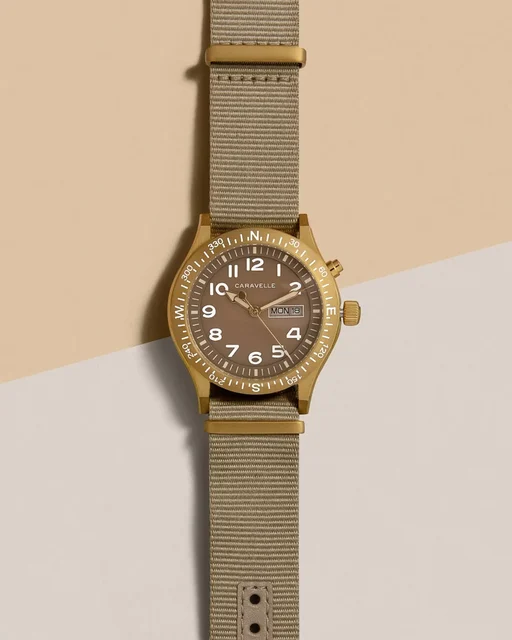 Caravelle Light Up 44C113 kol saati