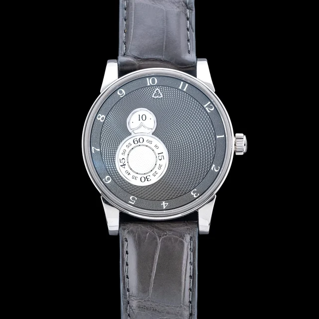 Trilobe Nuit Fantastique Guilloche Brume NF06GB 210009N43678 kol saati
