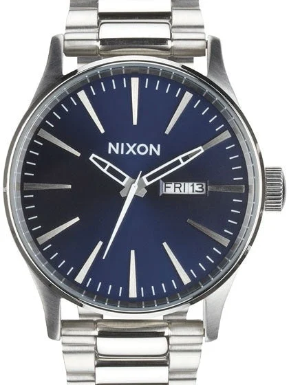 Nixon The Sentry SS Grand Prix Quartz Watch, Day and Date #A356-1258 42 mm kol saati