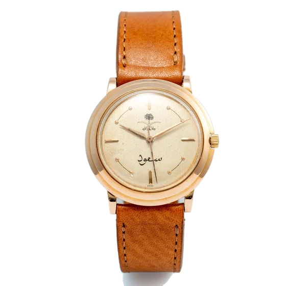 Universal UNIVERSAL REF. 1747625, CENTRE-SECONDS, SILVER "GUILLOCHE" (ENGINE-TURNED) DIAL,