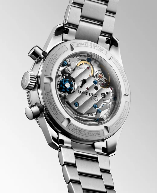 Longines Spirit Pilot Flyback L3.721.4.53.6 kol saati