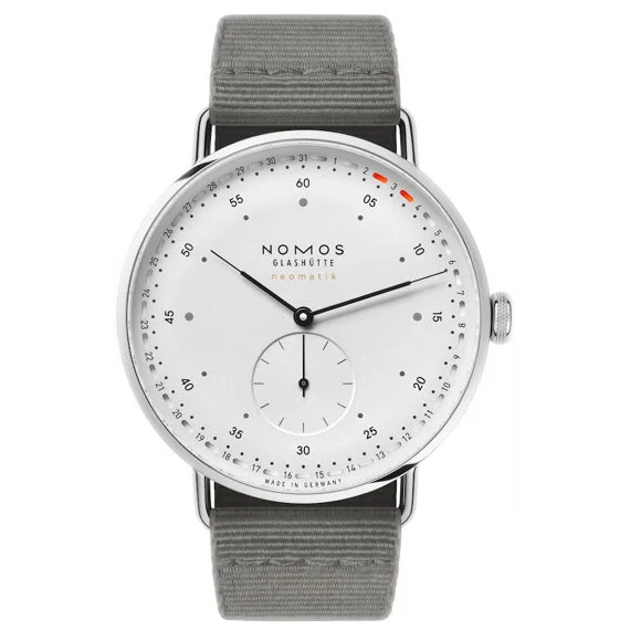 NOMOS Glashütte Metro Neomatik 41 Update 210000070778 kol saati