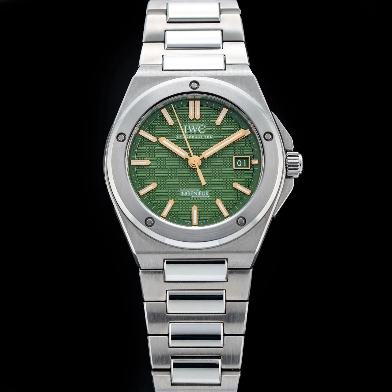 IWC Ingenieur Automatic 40 POC210009N32390 40 mm kol saati