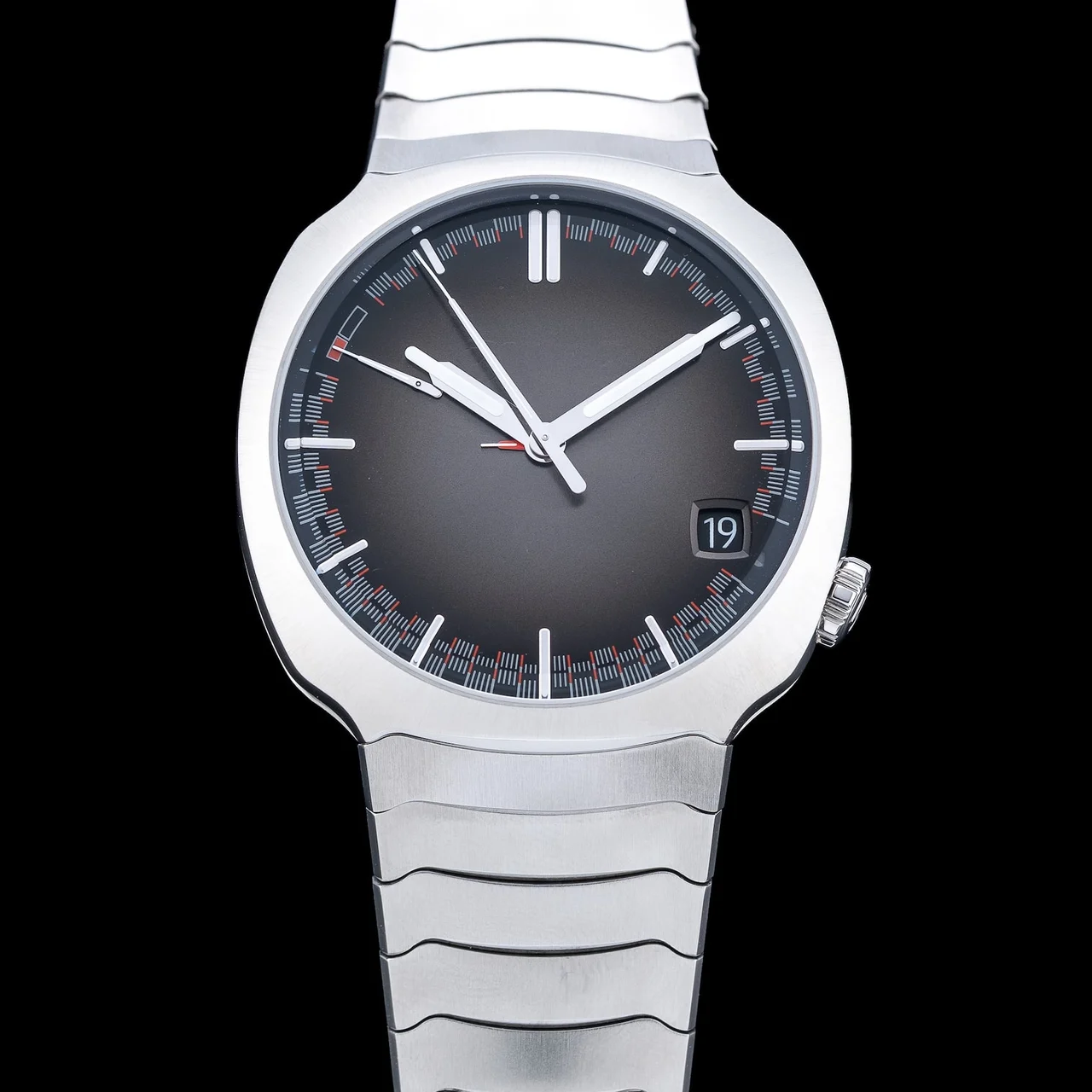 H. Moser & Cie. - Moser & Cie. 6812-1200 Streamliner Perpetual Calendar 210009N23052 kol saati