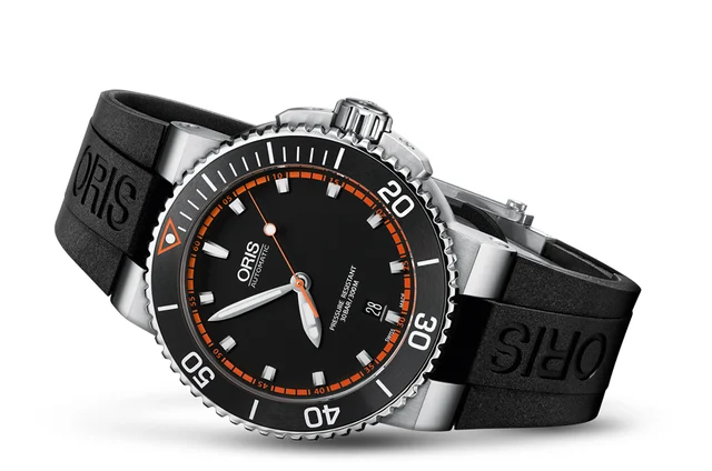 Oris Aquis Date 01 733 7653 4128-07 4 26 34EB kol saati