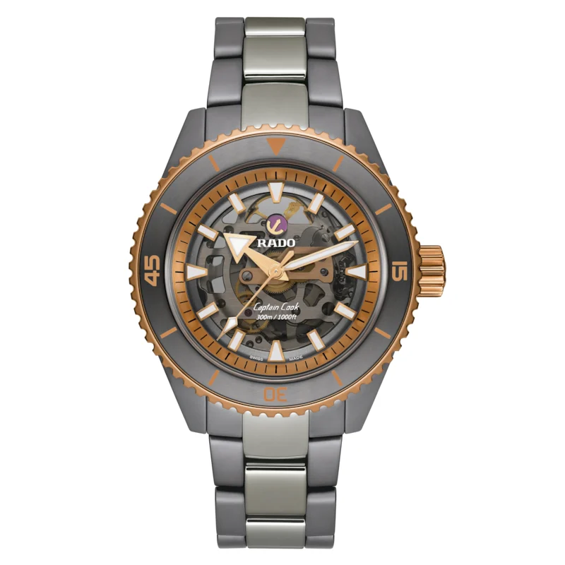 Rado Captain Cook High-Tech Ceramic Skeleton R32148162 43 mm kol saati
