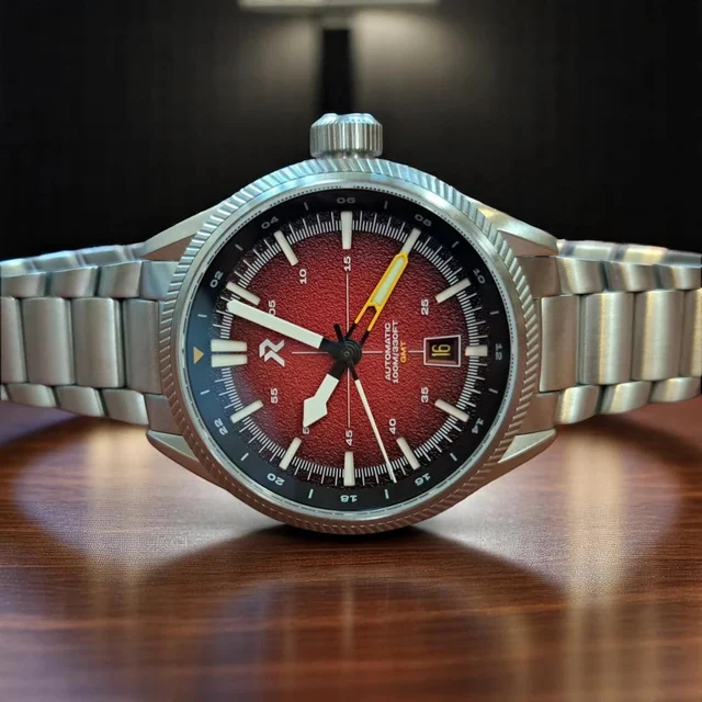 RZE fortitude-gmt-red RZE-FORTITUDE-GMT-RED kol saati