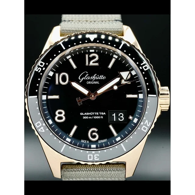 Glashutte Original Glashütte Original SeaQ Panorama Date Red Gold 1-36-13-03-90-34 2100000
