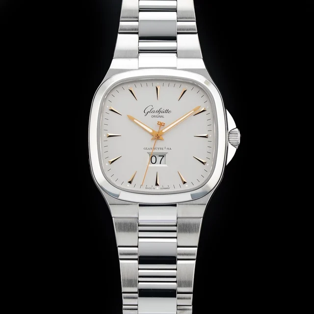 Glashutte Original Glashütte Original Seventies Panorama Date 39-47-11-12-14 210009N32719 