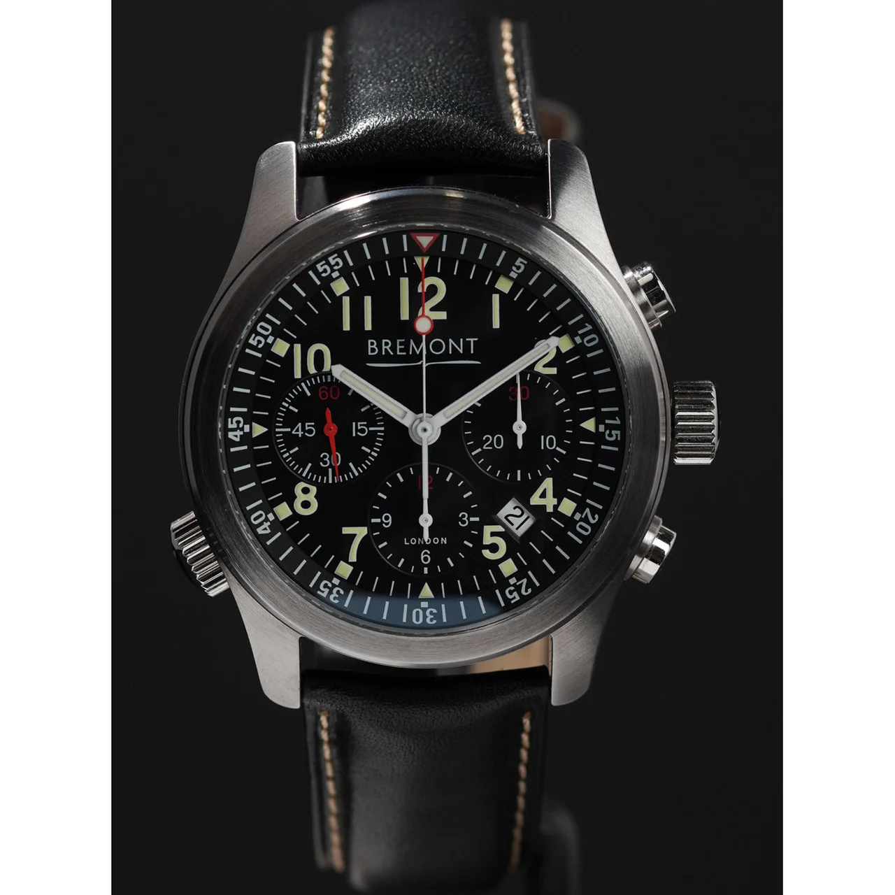 Bremont Pilot 210009N29703 43 mm kol saati