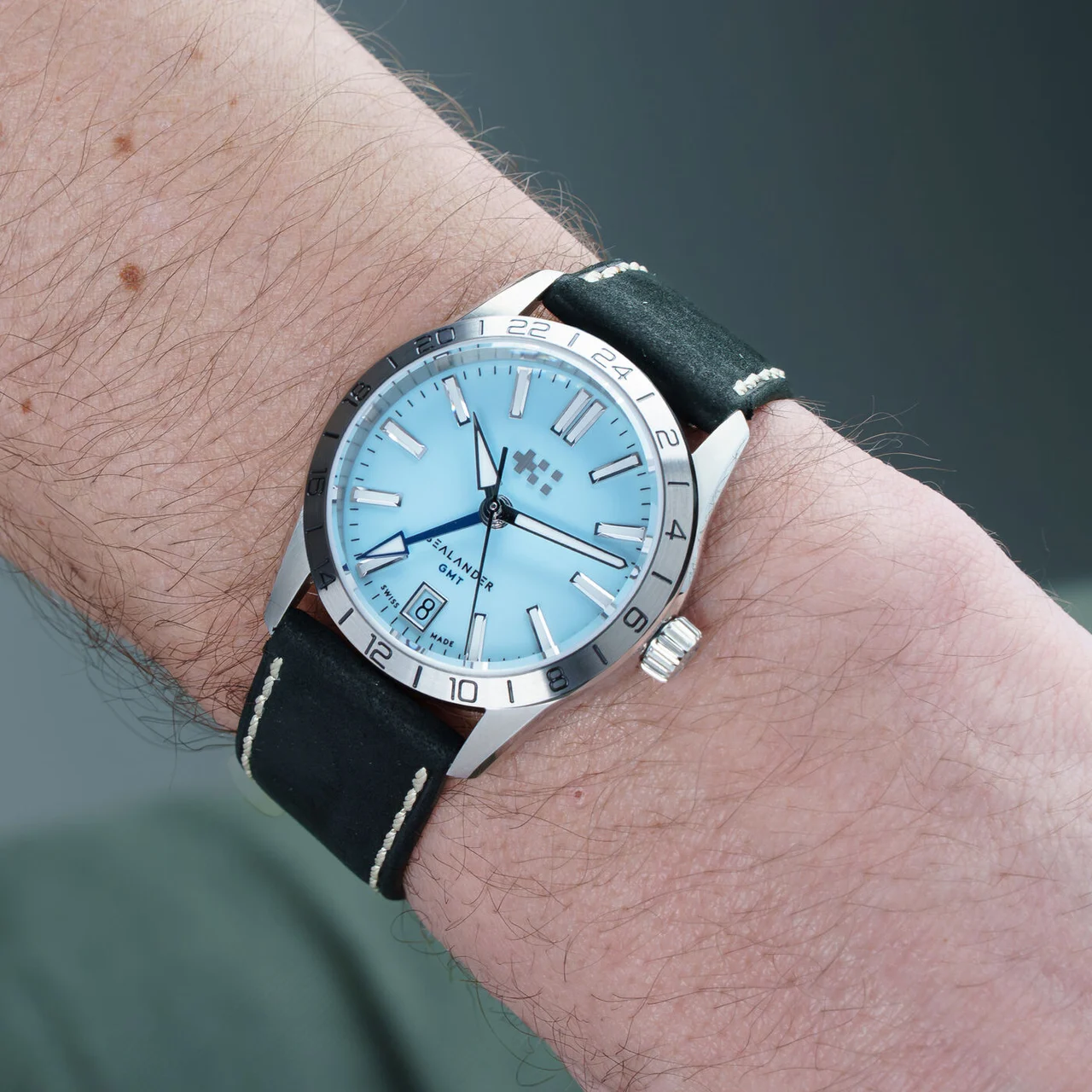 Christopher Ward Sealander GMT C63-36AGM4-S00B0-VK 36 mm kol saati