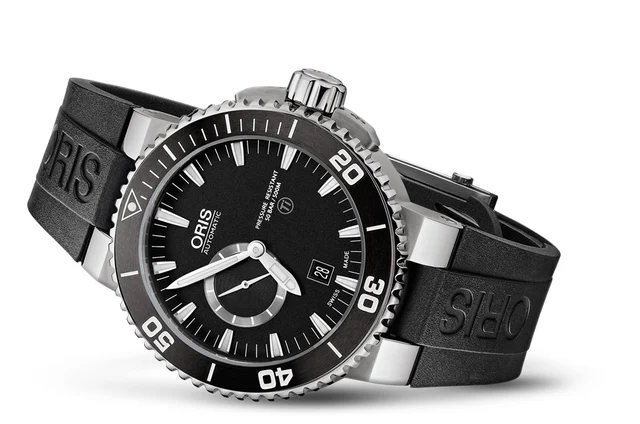 Oris Aquis Titan Small Second, Date 01 743 7664 7154-07 4 26 34TEB kol saati