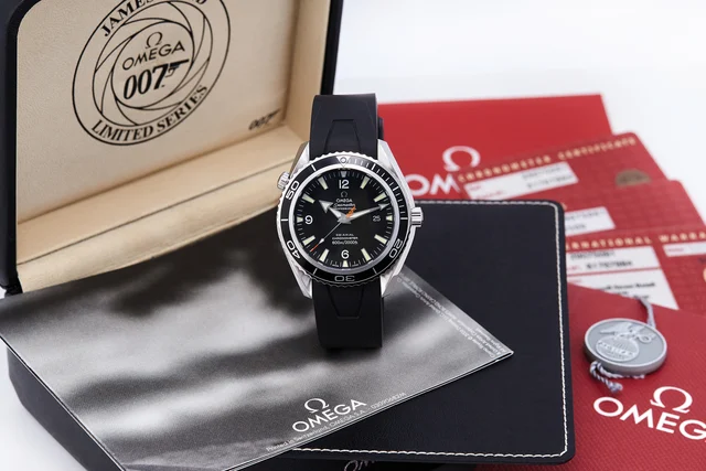 OMEGA OMEGA REF. 29075091, SEAMASTER PLANET OCEAN JAMES BOND CASINO ROYALE LIMITED EDITION