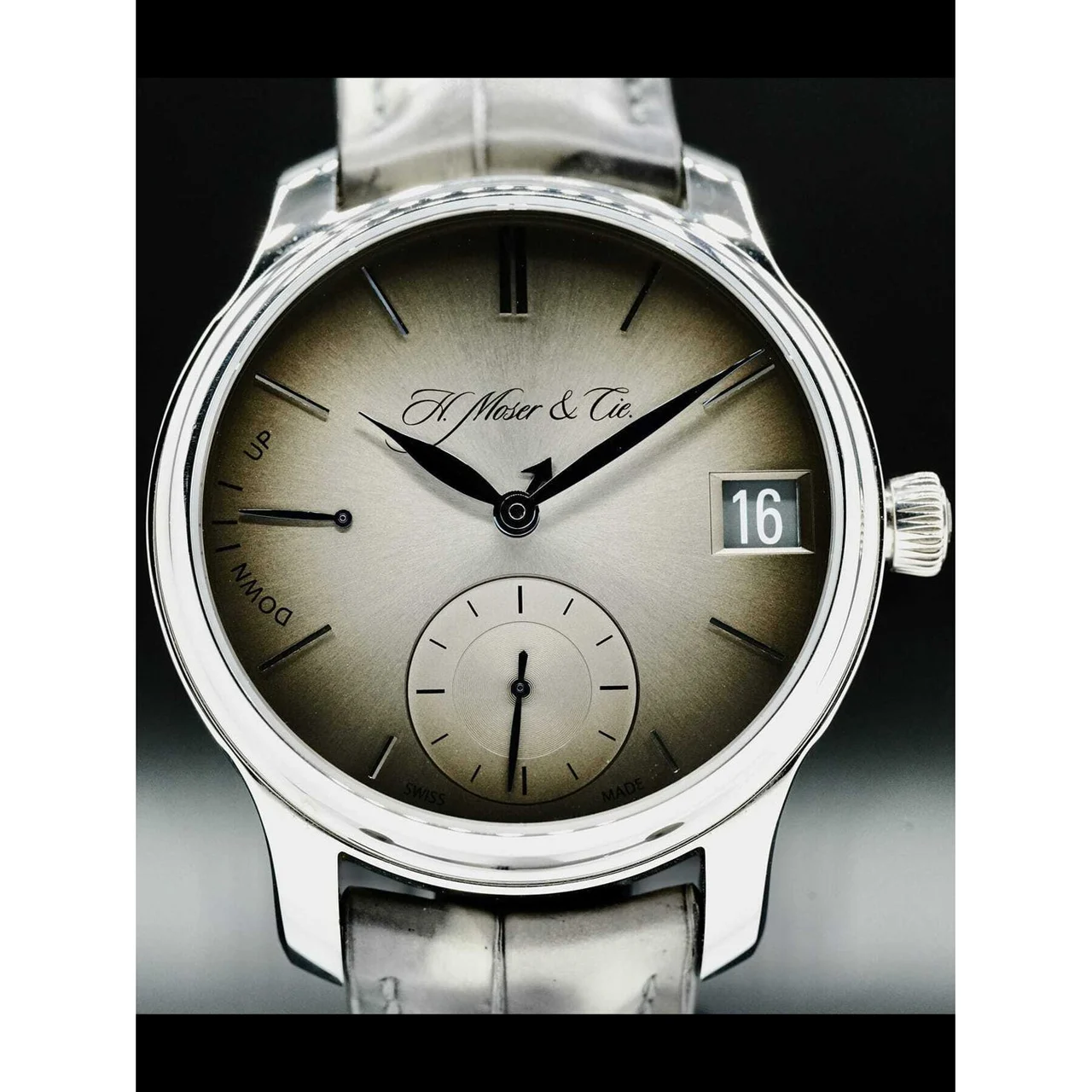 H. Moser and Cie. Moser & Cie. Perpetual Endeavor 1 of 5 1341-1202 210000025418 40 mm kol saati