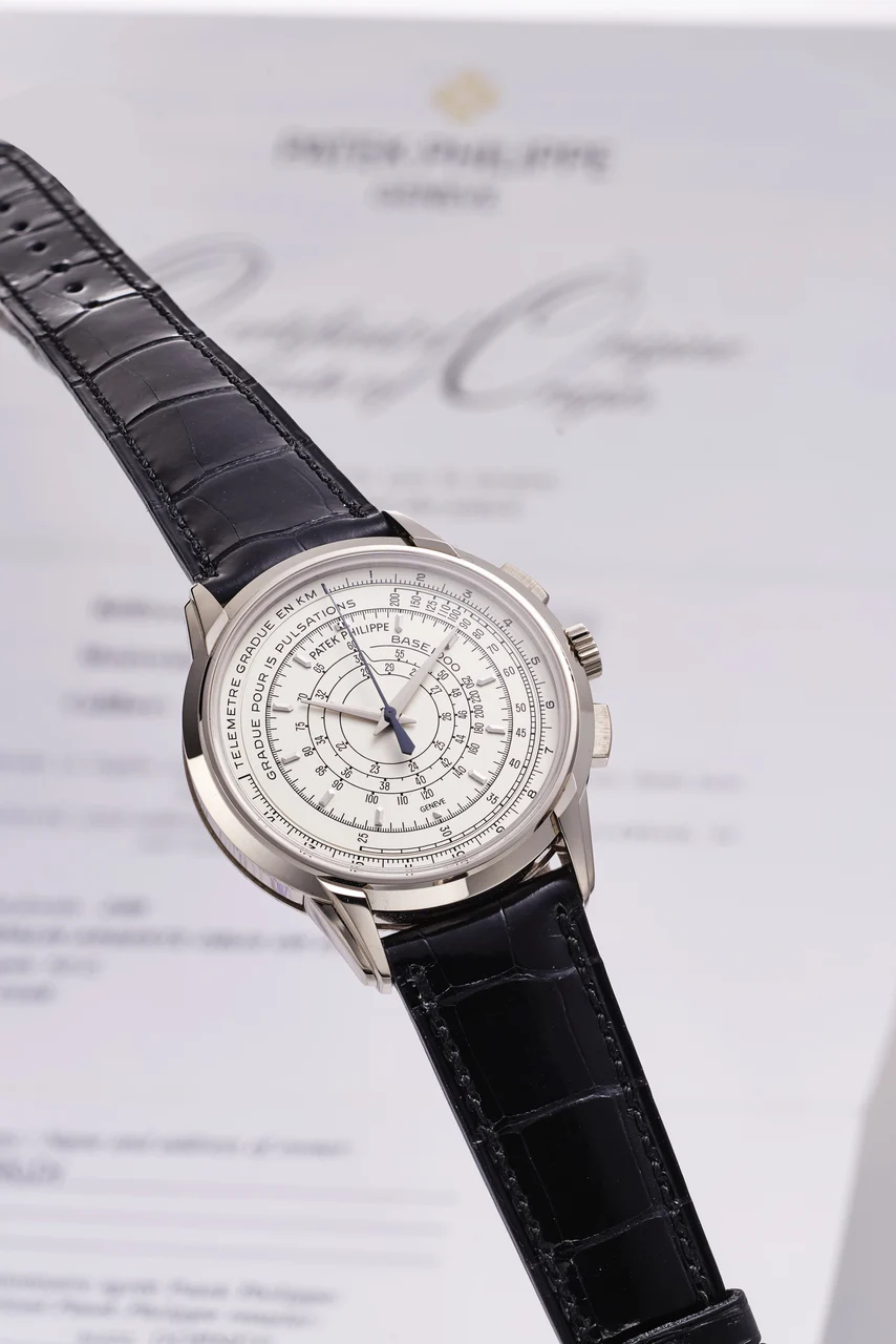 Patek Philippe PATEK PHILIPPE REF. 5975G 175 ANNIVERSARY MULTI-SCALE CHRONOGRAPH AUTOMATIC IN 18K WHITE GOLD (400 PIECES) kol saati