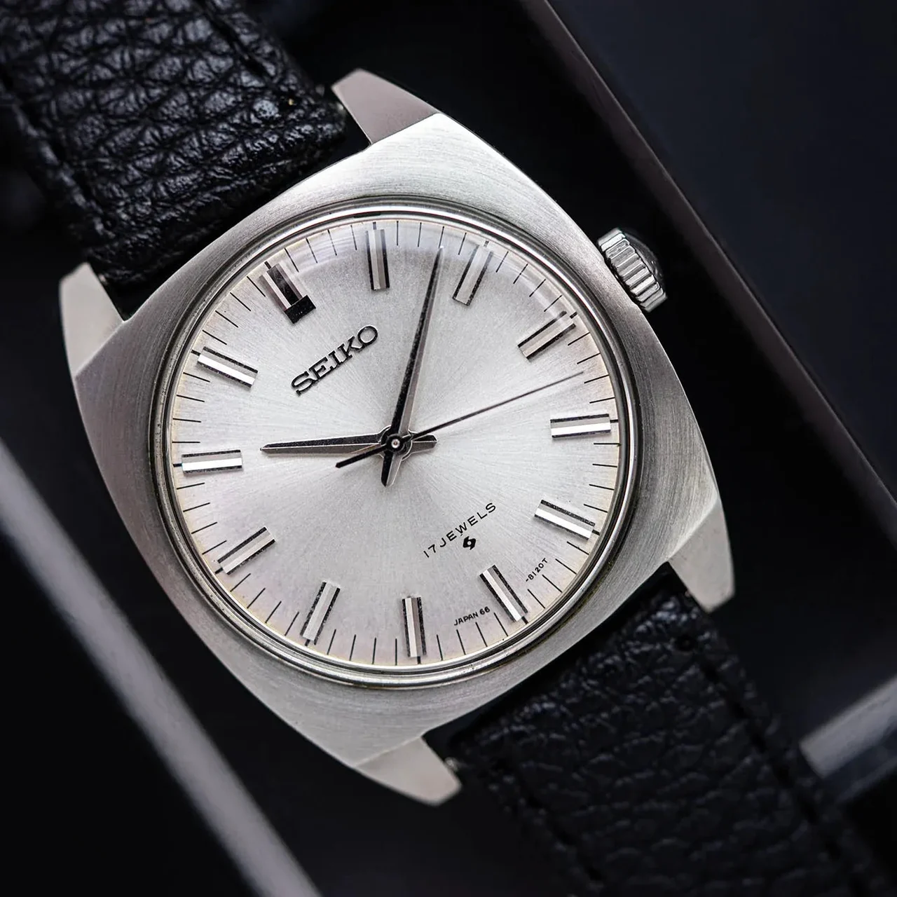 Seiko Cal. 66, Men’s Dress Vintage Watch, 1968 66-8050, Cal. 66, Men’s Dress Vintage Watch, 1968 35 mm kol saati