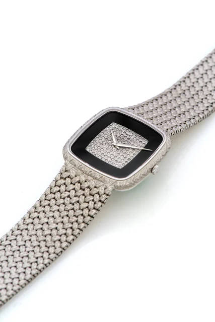 Piaget PIAGET REF. 9771D2 WHITE GOLD ONYX AND kol saati