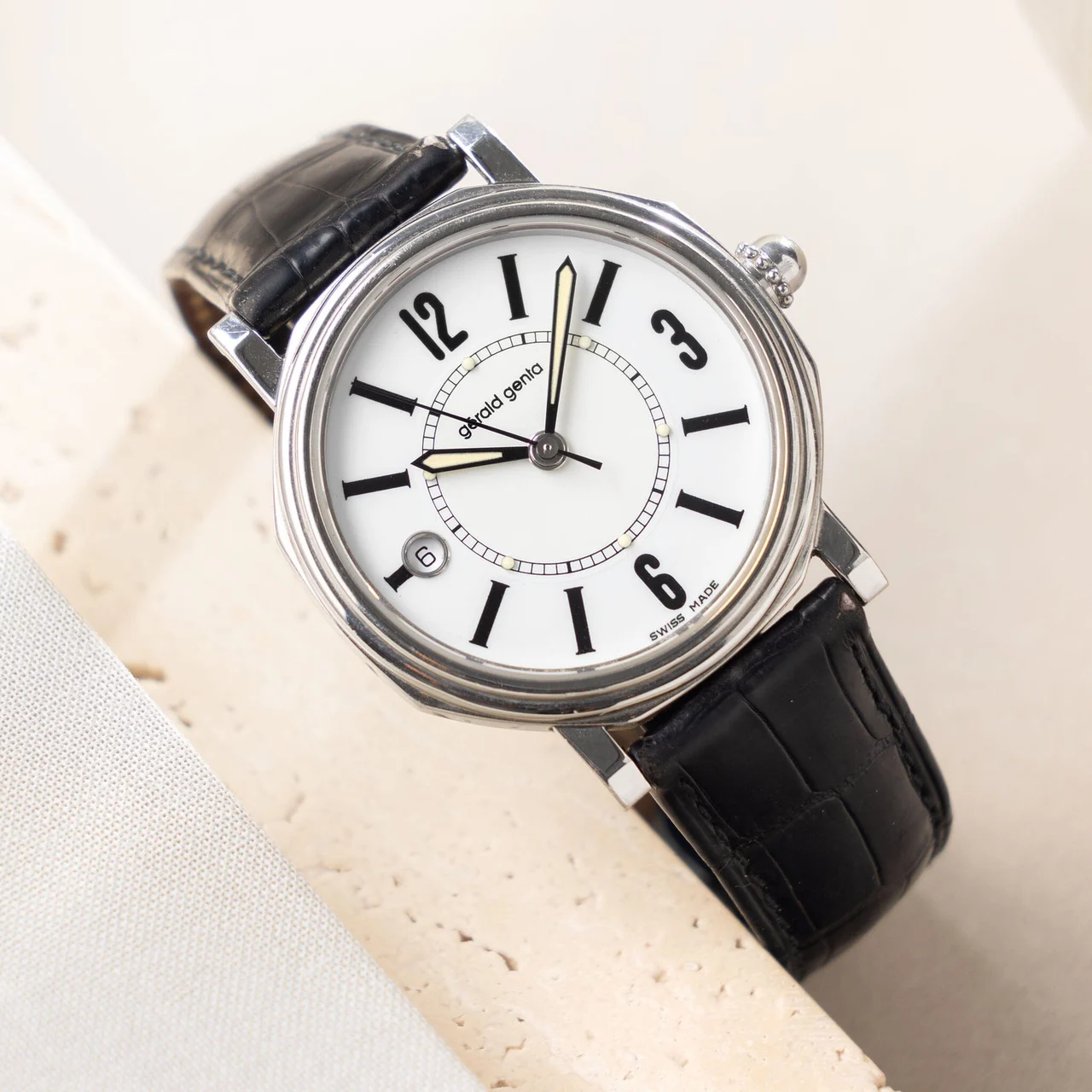 Gerald Genta Octo W-2583 35 mm kol saati