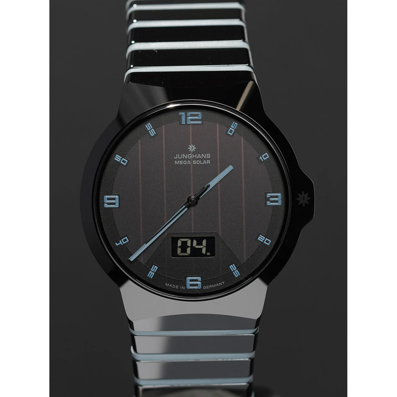 Junghans Force Mega Solar 018/1400.44 210009N9103 kol saati