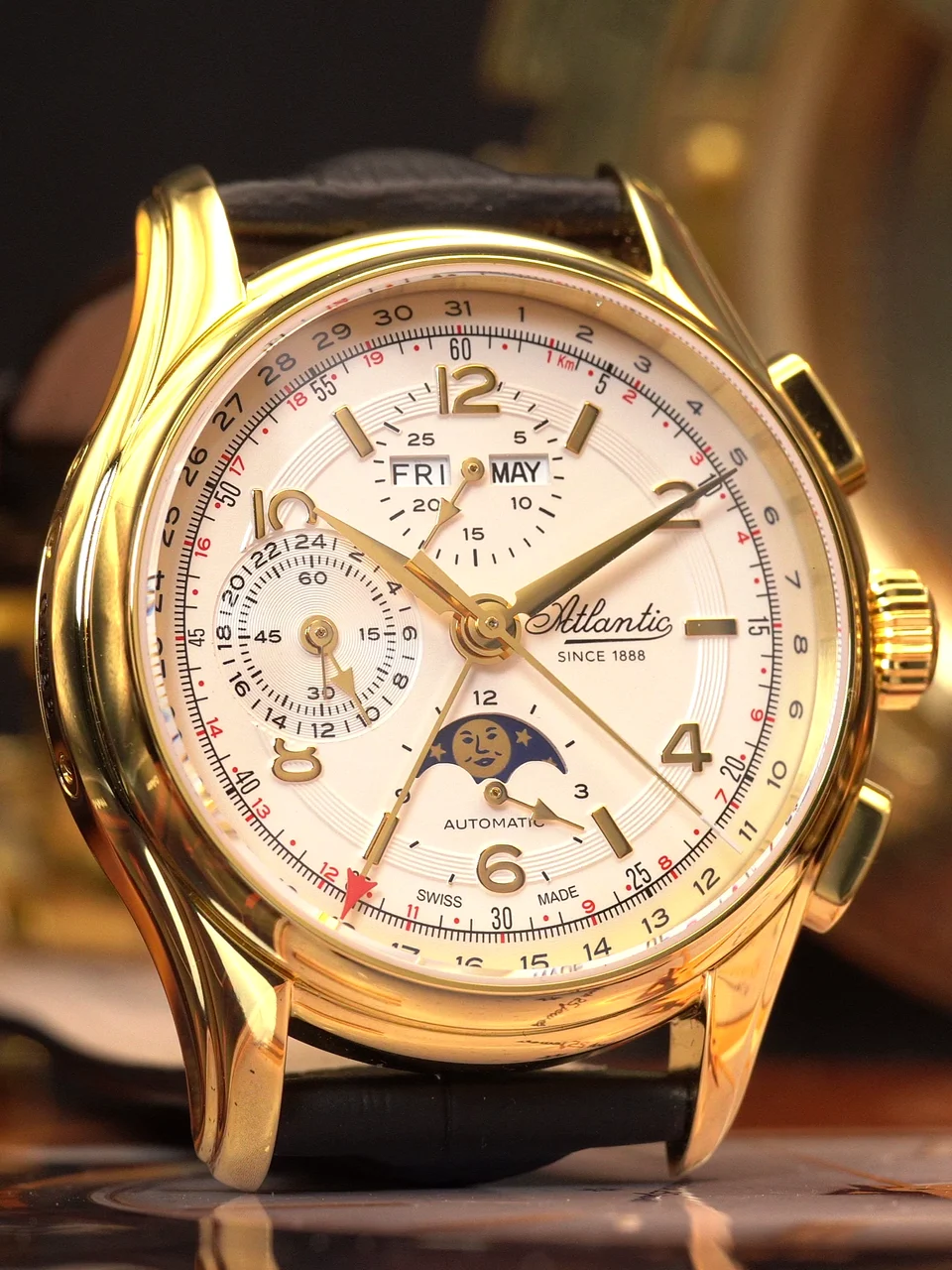 Atlantic Worldmaster Atlantic52851.45.25Gelbgold 42 mm kol saati