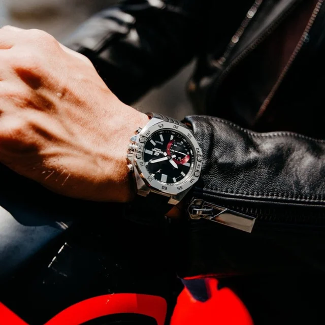 Casio Edifice Akilli Telefon Bağlantili ECB-10P-1ADF kol saati