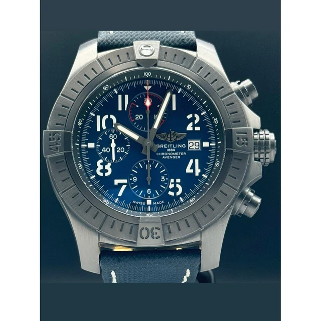 Breitling Super Avenger "Night Mission" 210000074654 kol saati