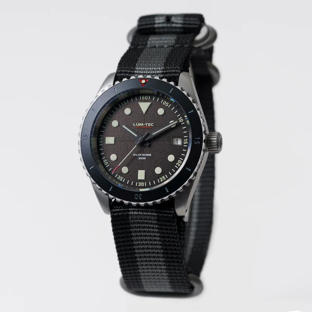 Lum Tec Lum-Tec Solar Powered Military Watch with 39mm Bead Blasted Case #SM-1 kol saati