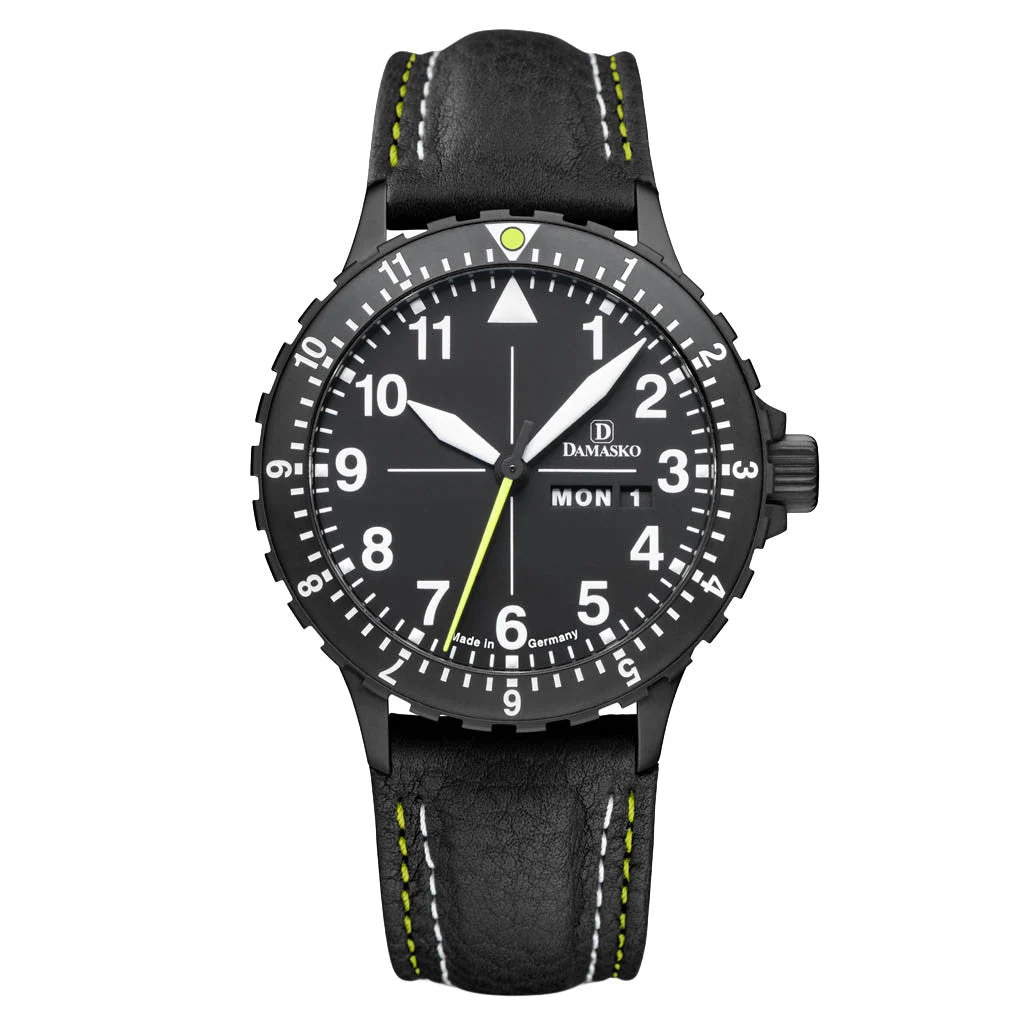 Damasko Automatic Watch with in-house Movement #DK46BK 40 mm kol saati