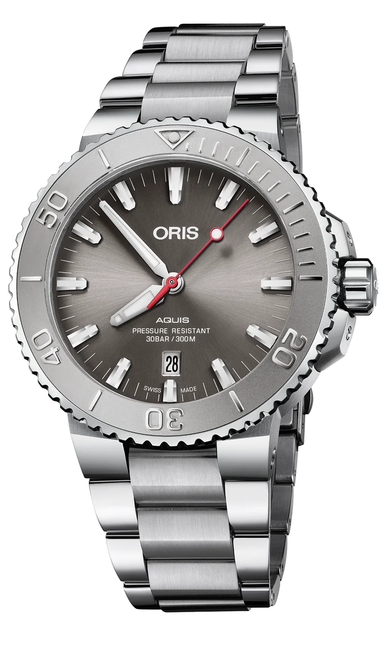 Oris Aquis Date Relief 01 733 7730 4153-07 8 24 05PEB 43.5 mm kol saati