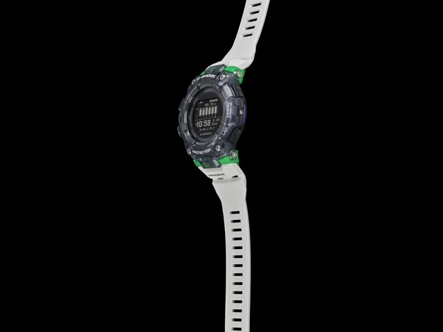 Casio G-shock G-squad GBD-100SM-1A7DR kol saati