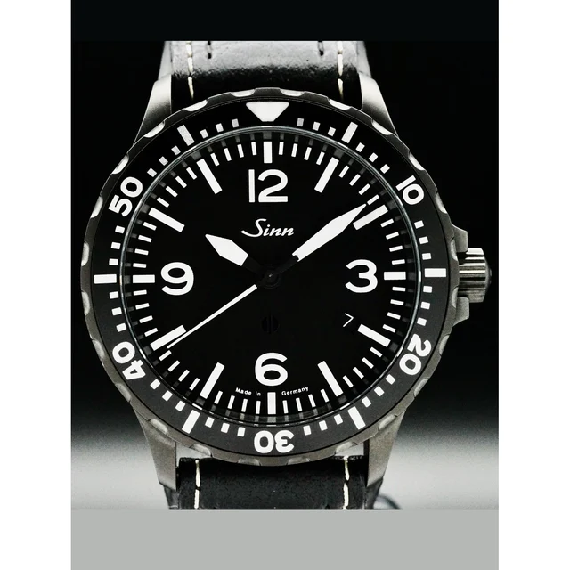 Sinn Black Black Dial Solid Two-link Pilot Watch 40mm 210000064834 kol saati