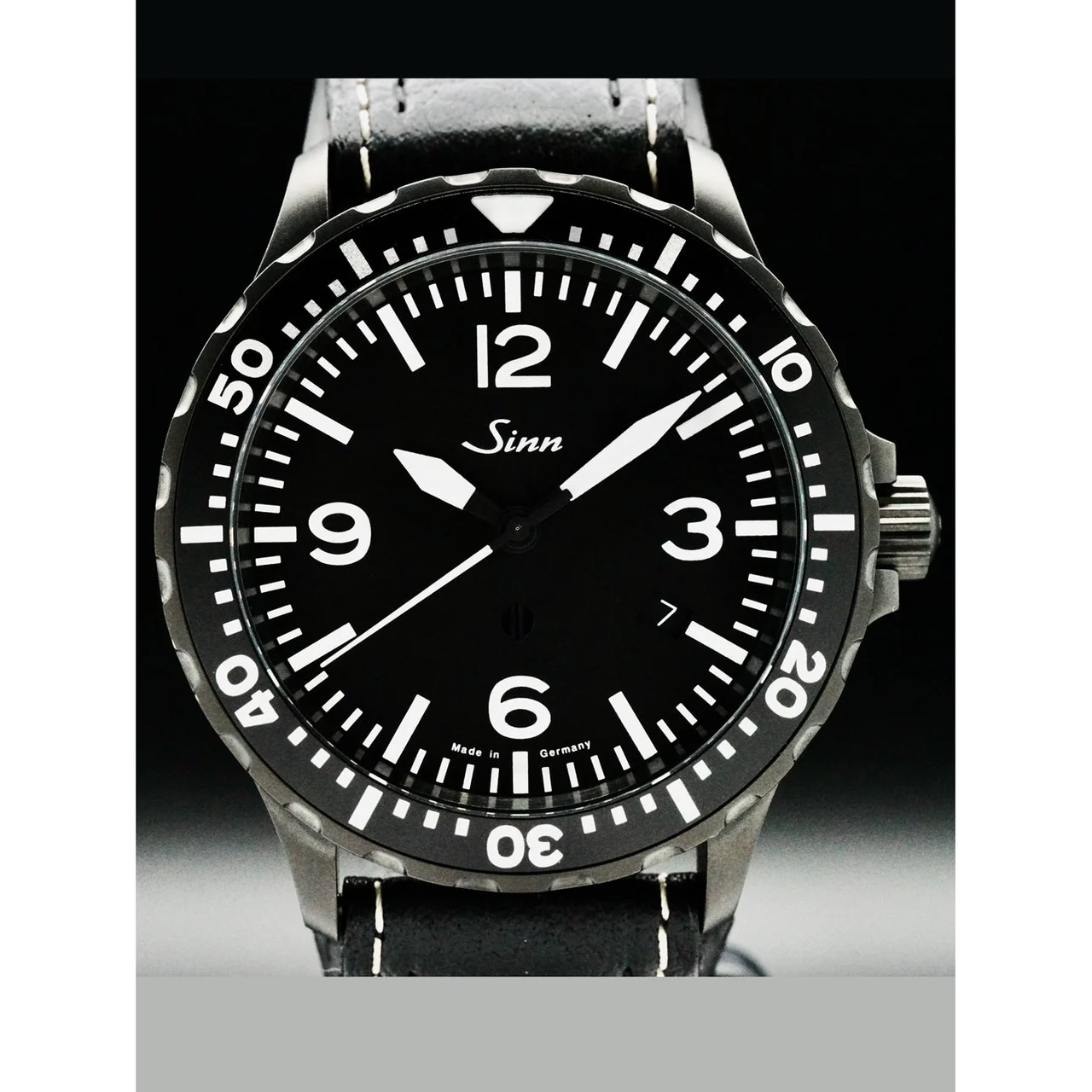 Sinn Black Black Dial Solid Two-link Pilot Watch 40mm 210000064834 43 mm kol saati