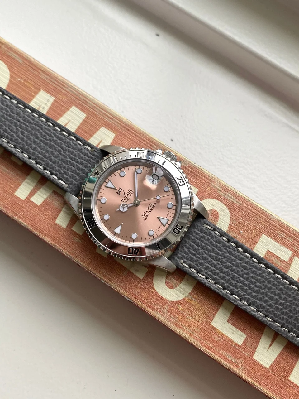 Tudor Submariner SQ5760367 36 mm kol saati