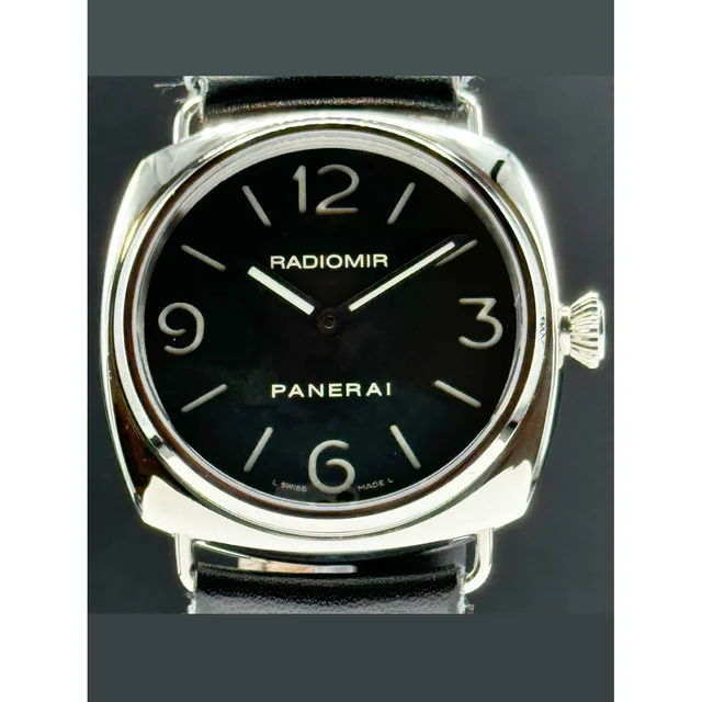 Panerai Radiomir 210000075223 kol saati
