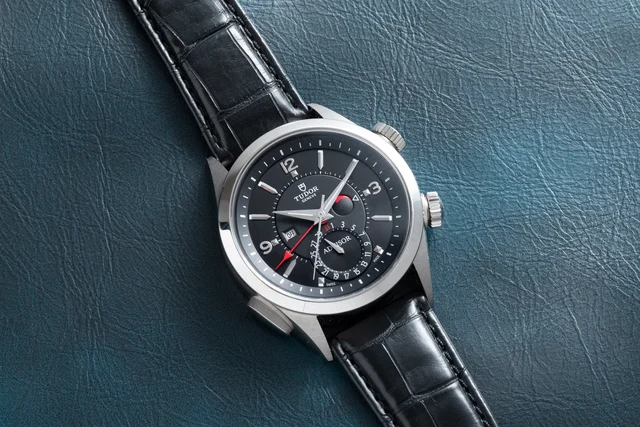 Tudor Advisor 18981340 kol saati
