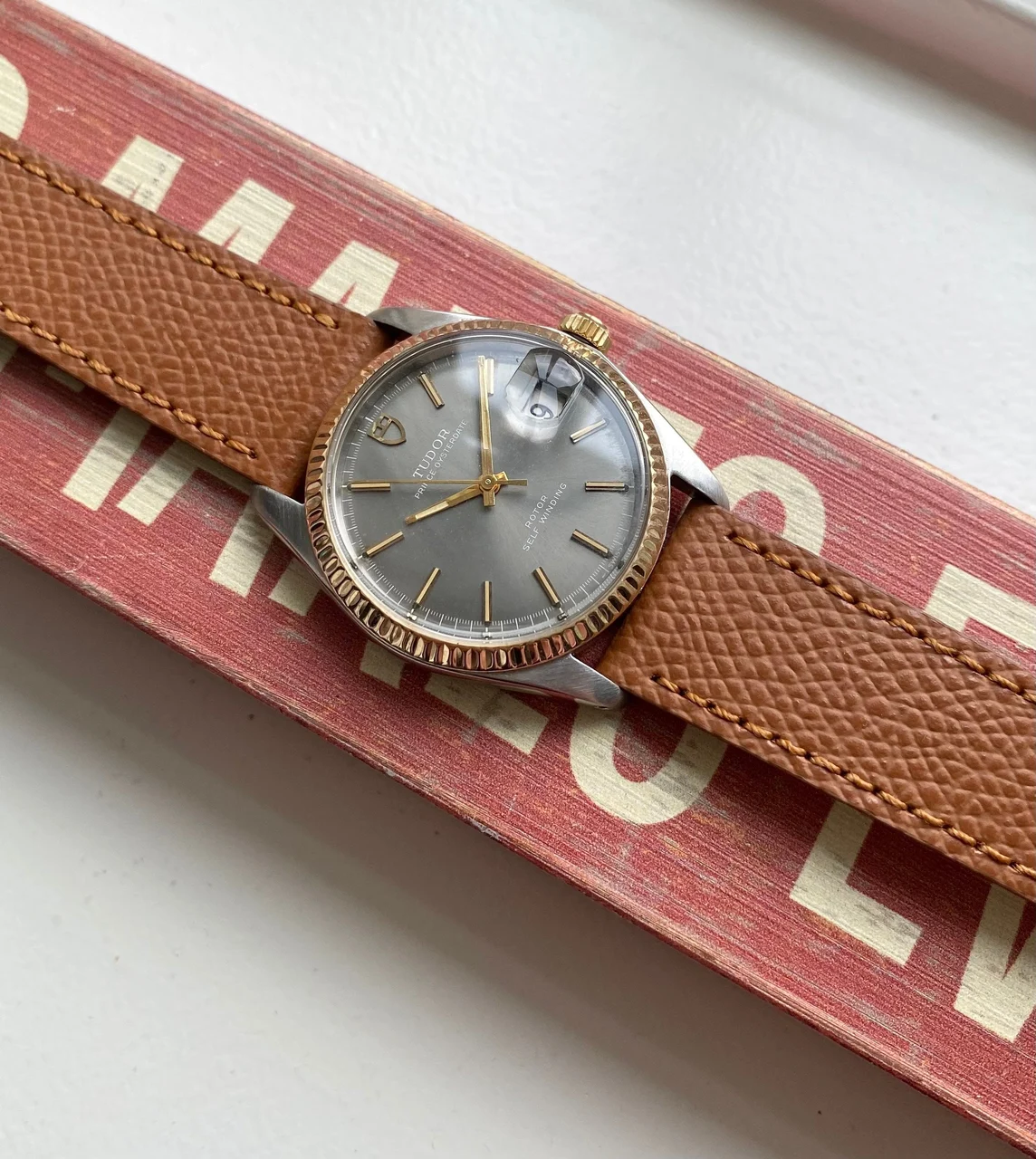 Tudor Oysterdate SQ4538420 34 mm kol saati
